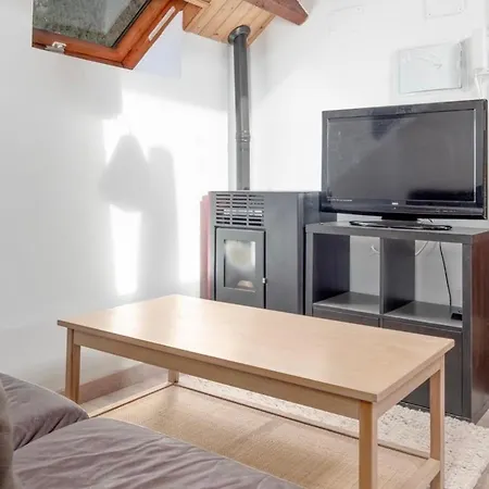 公寓 Atico Alquiler Larga *